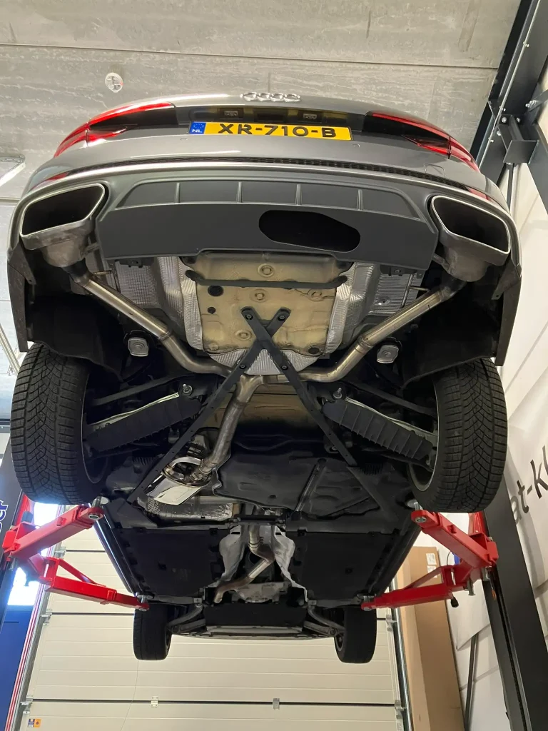 Audi A4 Duplex uitlaten met kleppendemper