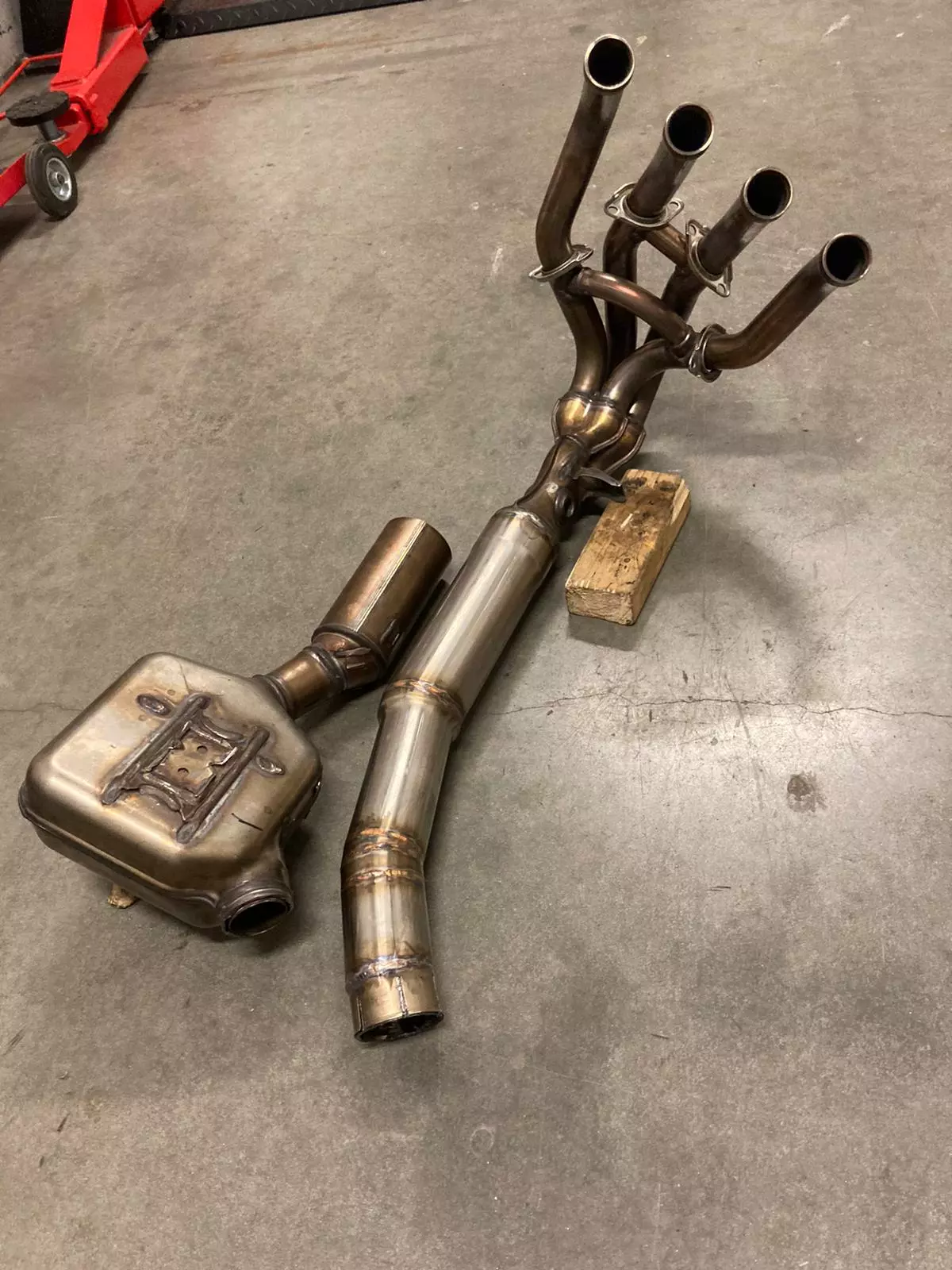 Kawasaki Z900 uitlaatwerk