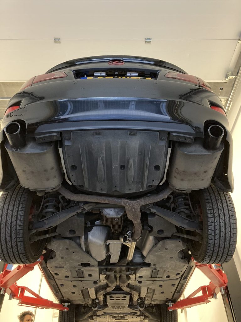 Lexus is250 v6 2.5 middendemper delete en cut-out klep