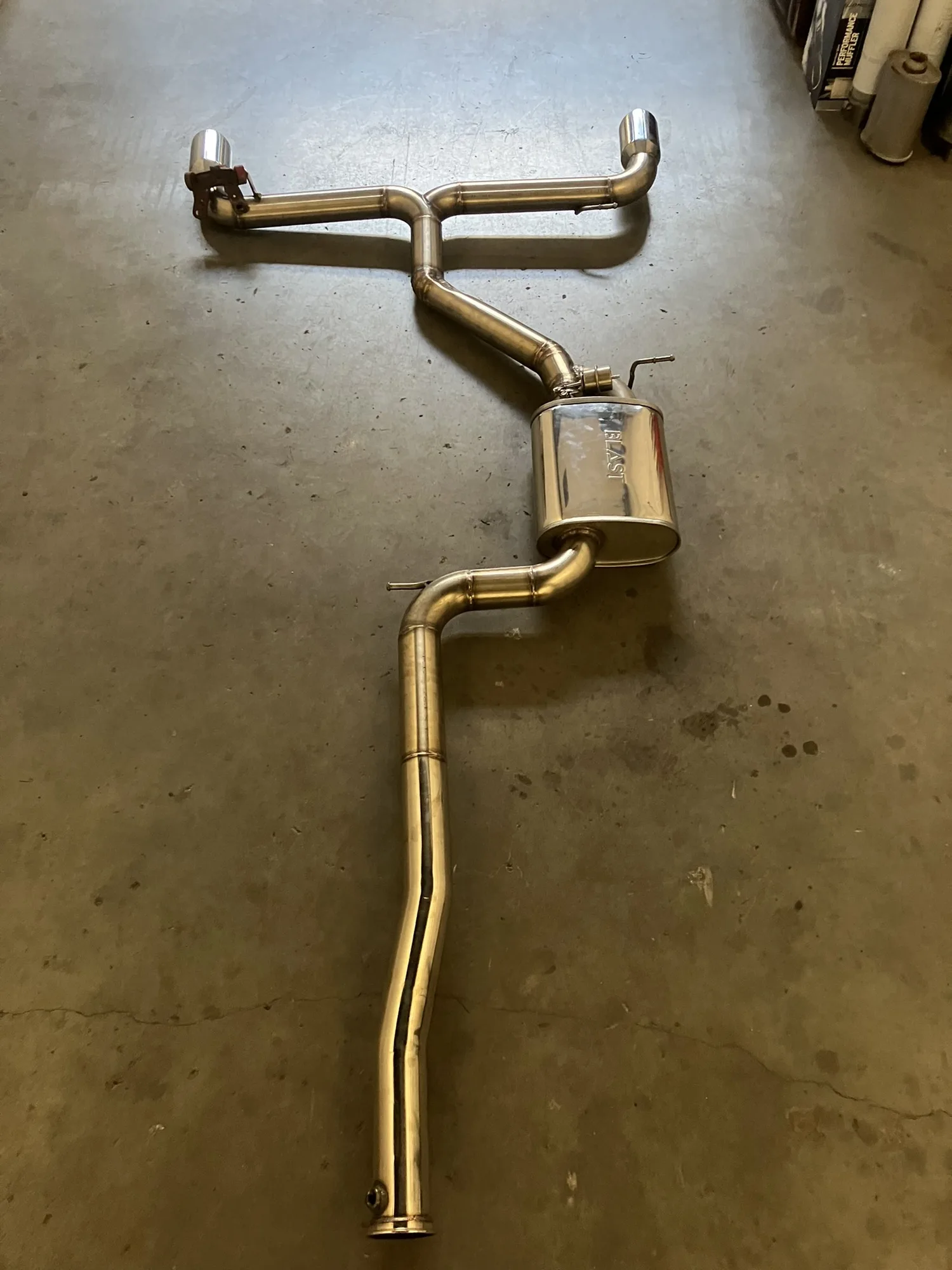 Kleppendemper met sierstukken